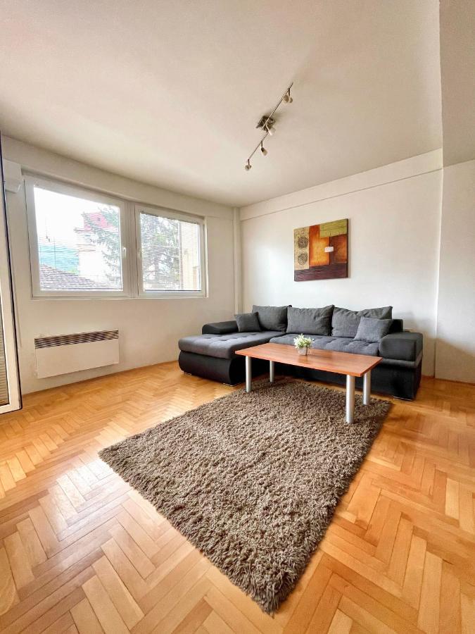 Apartments T&T Ohrid Esterno foto