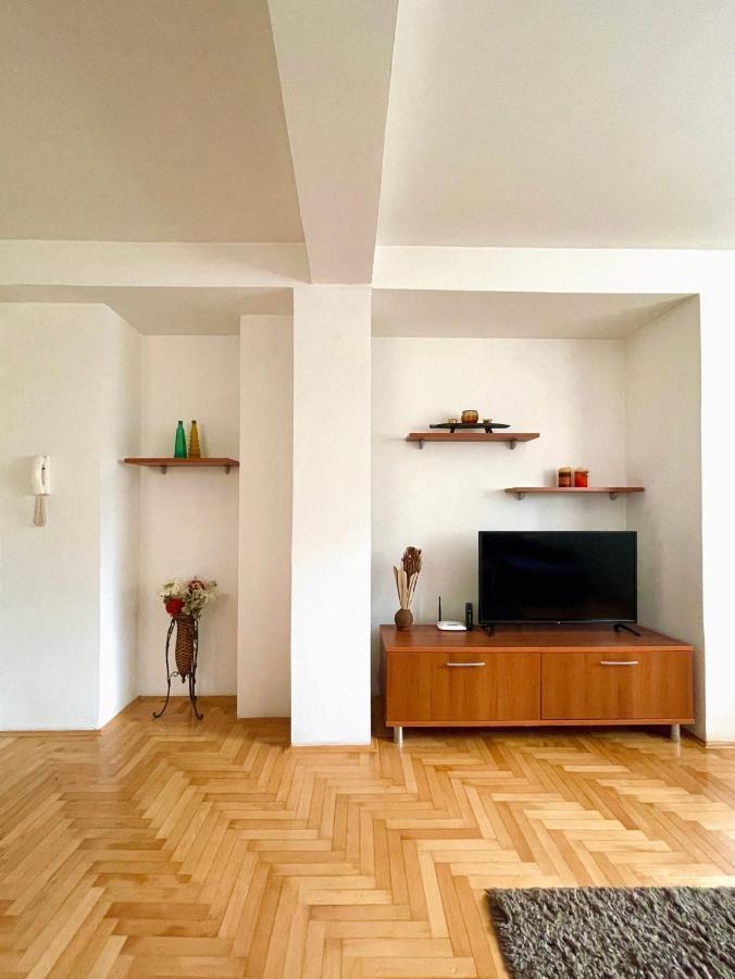 Apartments T&T Ohrid Esterno foto